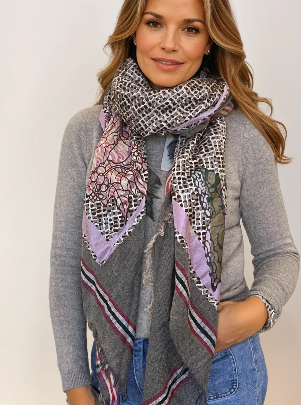 ANNA Wollschal mit Seidenpatch 7109_420